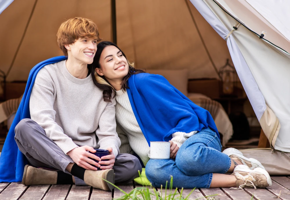 pyramid meditation tent