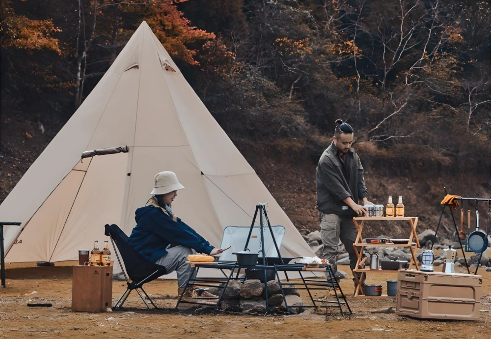 pyramid meditation tent